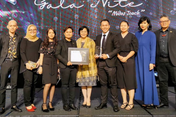 BESarawak team standing proud with first CMIEA Award win